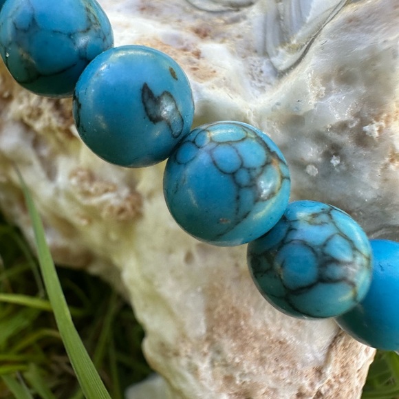 Artisan Crafted Blue Turquoise & Obsidian Stone Bracelet - Picture 7 of 10